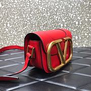 Valentino small Supervee crossbody calfskin bag in red 18cm - 5