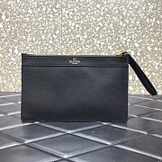 Valentino VLogo Grained Calfskin Clutch 6177 Black 2021  - 3