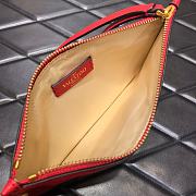 Valentino VLogo Grained Calfskin Clutch 6177 Red 2021 - 3