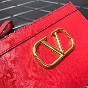 Valentino VLogo Grained Calfskin Clutch 6177 Red 2021 - 5