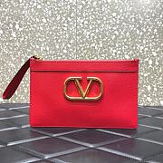 Valentino VLogo Grained Calfskin Clutch 6177 Red 2021 - 1