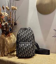 Sling Bag Beige and Black Dior Oblique Jacquard 1ESBO013YKY_H27E  - 1