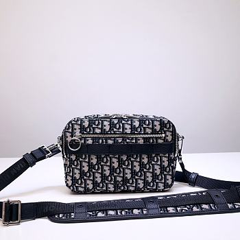Safari Messenger Bag Beige and Black Dior Oblique Jacquard 1ESPO206YKY_H27E 