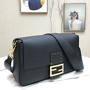 Fendi 3 Baguette Bag Black 33cm  - 4