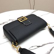 Fendi 3 Baguette Bag Black 26cm - 3