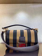Fendi Medium Baguette Bag Pequin Striped Python 2019 26cm - 3