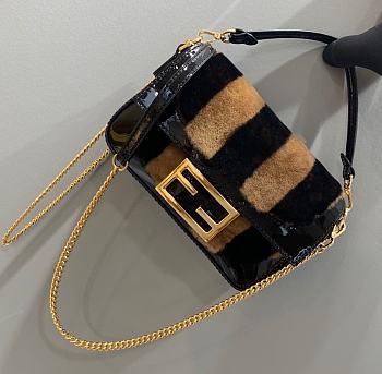 Patent Leather And Sheepskin Bag 19cm