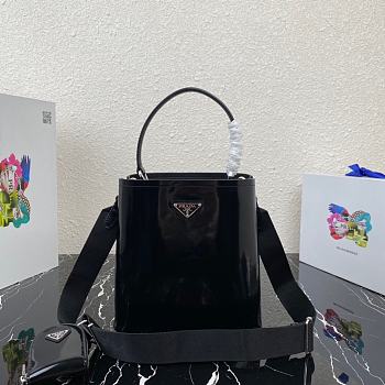 Black Leather Tote Bag With Pouch Prada 1BA319