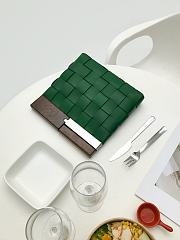 Bottega Veneta Snap Leather Clutch Bag Green  - 5