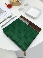 Bottega Veneta Snap Leather Clutch Bag Green  - 1