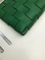 Bottega Veneta Snap Leather Clutch Bag Green  - 3