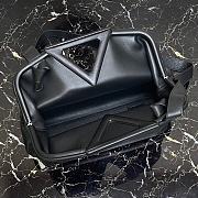 Bottega Veneta Point Bag In Nappa Leather 02  - 5