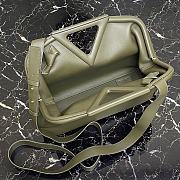 Bottega Veneta Point Bag In Nappa Leather 05  - 3