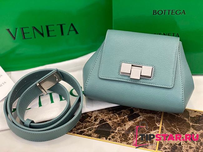 Bottega Veneta Mini Belt Bag In Blue Textured Leather 631117  - 1