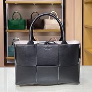 Bottega Veneta Small Arco Intrecciato Leather Tote Bag 03  - 1