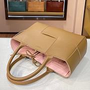 Bottega Veneta Small Arco Intrecciato Leather Tote Bag 04 - 4