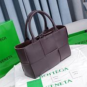 Bottega Veneta Small Arco Intrecciato Leather Tote Bag 09  - 2