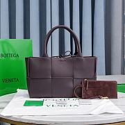 Bottega Veneta Small Arco Intrecciato Leather Tote Bag 09  - 1