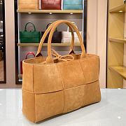 Bottega Veneta Small Arco Intrecciato Leather Tote Bag 10 - 5