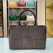 Bottega Veneta Small Arco Intrecciato Leather Tote Bag 11  - 1