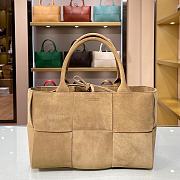 Bottega Veneta Small Arco Intrecciato Leather Tote Bag 12  - 1