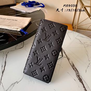 Louis Vuitton Brazza Wallet M69038 