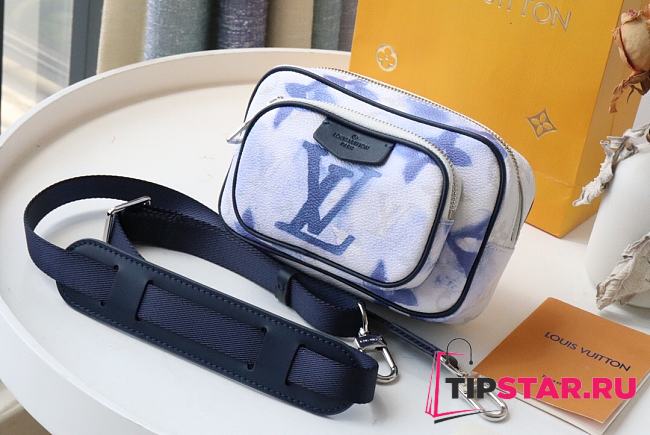 Louis Vuitton Outdoor Pouch M45763 Blue Canvas - 1