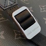 Louis Vuitton New Messenger M30746  - 6