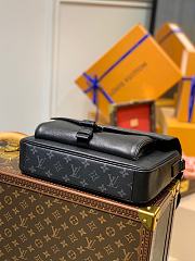 Louis Vuitton New Messenger M30746  - 3