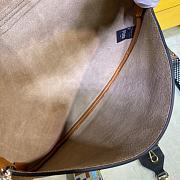 FENDI Small Croissant Brown leather bag 8BR790  - 3