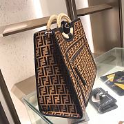 Fendi Runway shopping bag in leather with embossed FF logo  - 4