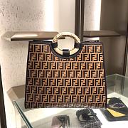 Fendi Runway shopping bag in leather with embossed FF logo  - 2