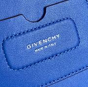Givenchy medium Antigona soft bag in smooth midnight blue leather BB50F2B11E-001 size 45cm - 2