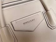 Givenchy medium Antigona soft bag in smooth white leather BB50F2B11E-001 size 45cm - 4