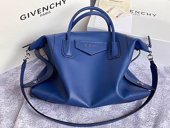 Givenchy medium Antigona soft bag in smooth midnight blue leather BB50F2B11E-001 size 45cm