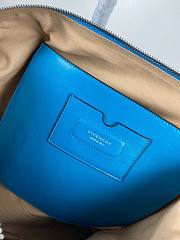 Givenchy medium Antigona soft bag in smooth blue leather BB50F2B11E-001 size 45cm - 4