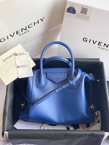 Givenchy small Antigona soft bag in smooth midnight blue leather BB50F3B0WD-662 size 30cm