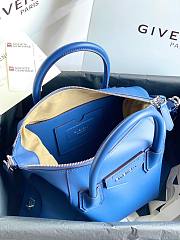 Givenchy small Antigona soft bag in smooth midnight blue leather BB50F3B0WD-662 size 30cm - 4