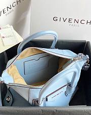Givenchy small Antigona soft bag in smooth light blue leather BB50F3B0WD-662 size 30cm - 4