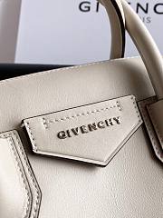 Givenchy small Antigona soft bag in smooth white leather BB50F3B0WD-662 size 30cm - 5