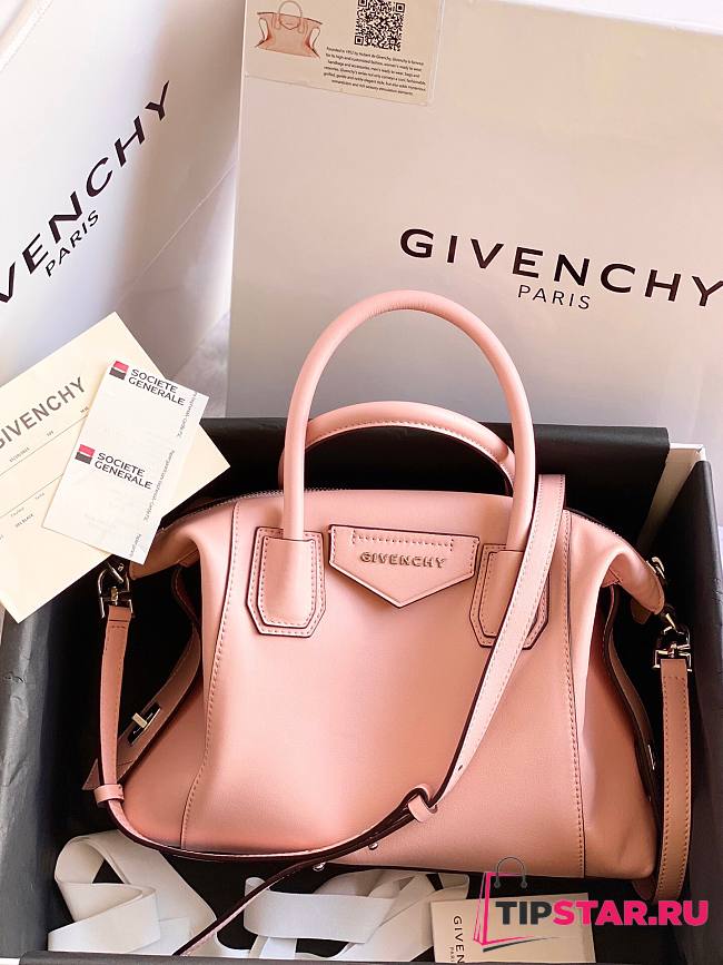 Givenchy small Antigona soft bag in smooth candypink leather BB50F3B0WD-662 size 30cm - 1