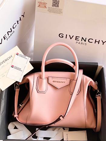 Givenchy small Antigona soft bag in smooth candypink leather BB50F3B0WD-662 size 30cm