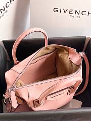 Givenchy small Antigona soft bag in smooth candypink leather BB50F3B0WD-662 size 30cm - 3