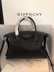 Givenchy small Antigona soft bag in smooth black leather BB50F3B0WD-662 size 30cm - 1