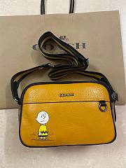 Coach | Peanuts x Coach graham crossbody with charlie brown C4026 size 24cm - 1