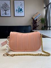 Coach | Swinger 20 with quilting in faded blush C3490 - 4