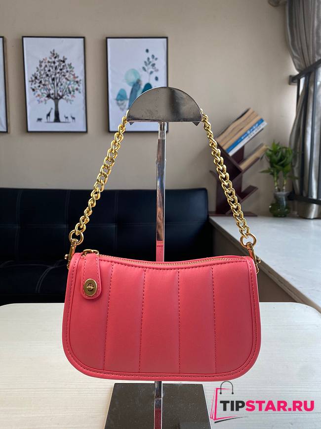 Coach | Swinger 20 with quilting in rouge C3490 - 1
