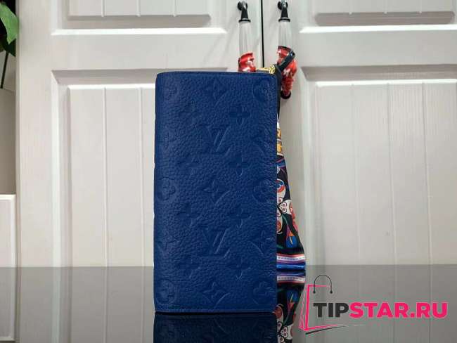 Louis Vuitton Brazza wallet taurillon monogram in blue M80592 size 19cm - 1