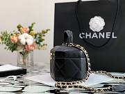 Chanel Small vanity case lambskin & gold metal in black AS2630 size 15cm - 4