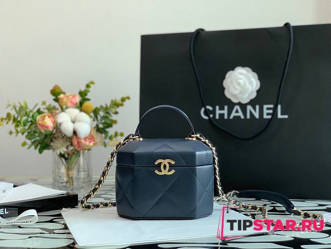 Chanel Small vanity case lambskin & gold metal in blue AS2630 size 15cm - 1